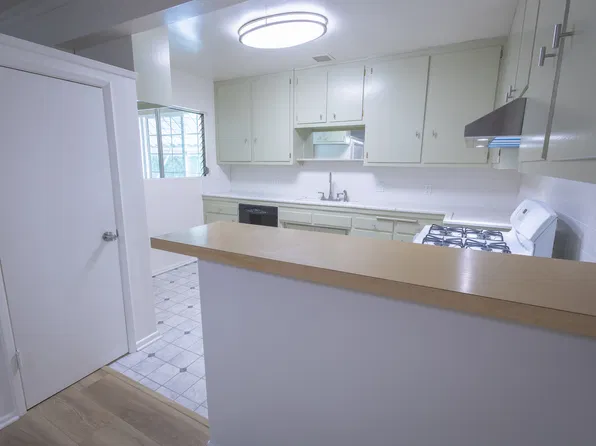 5138 Hazeltine Ave, Sherman Oaks, CA