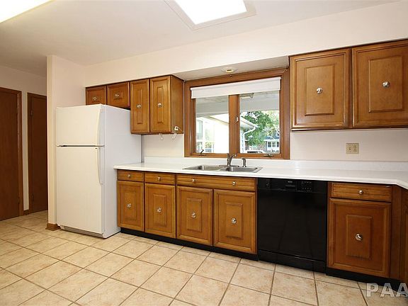 4th image of 513 W Wynder Mere Ct