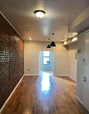 Rented by G2 Realty Group LLC | media 59