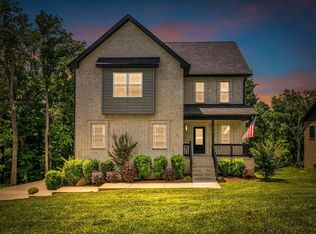 420 Stonemeadow Rd, Clarksville, TN 37043