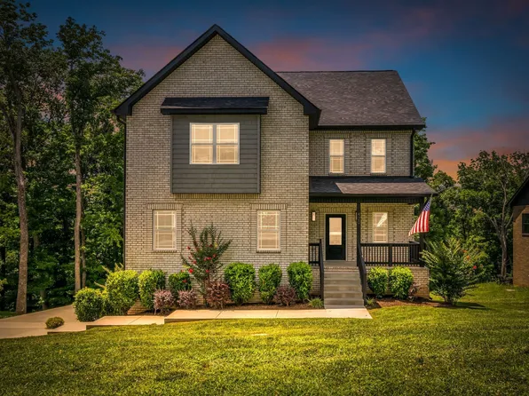 420 Stonemeadow Rd, Clarksville, TN 37043