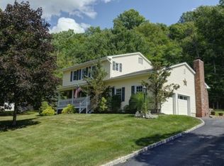 103 Toby Dr, Succasunna, NJ 07876