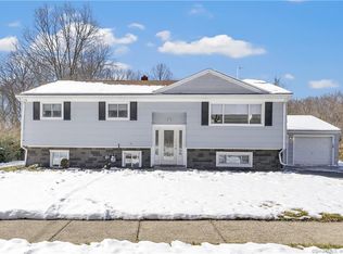 75 Bunnell Ave, Stratford, CT 06614
