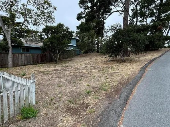 Mountain View & Vizcaino SW, Carmel By The Sea, CA 93921