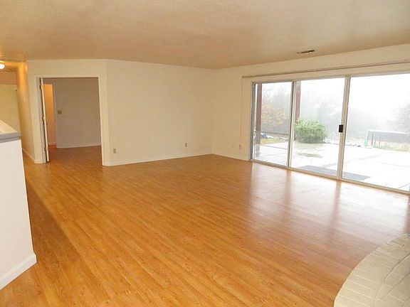 5th image of 1242-1240 Los Robles Rd