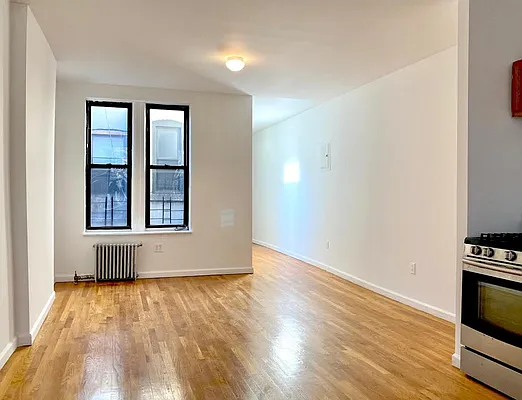 Rented by Parlor Real Estate Corp | media 11