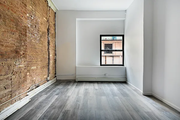 Rented by Corcoran | media 23