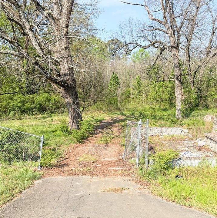 1st image of 1453 Panola Rd #3