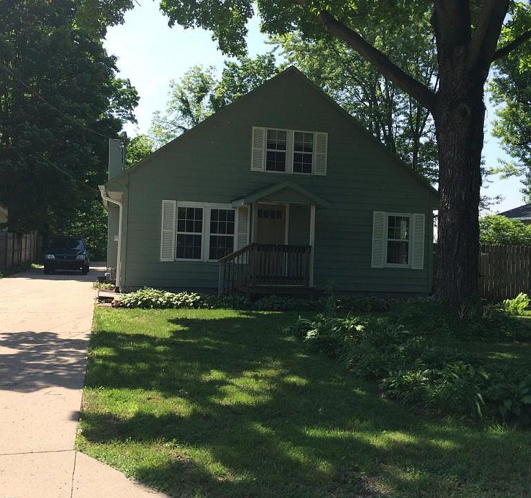 1st image of 1924 River Bluff St
