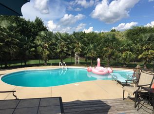 413 Heather Falls Ln, Simpsonville, SC 29681