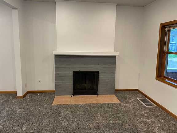3rd image of 2720 M St APT A