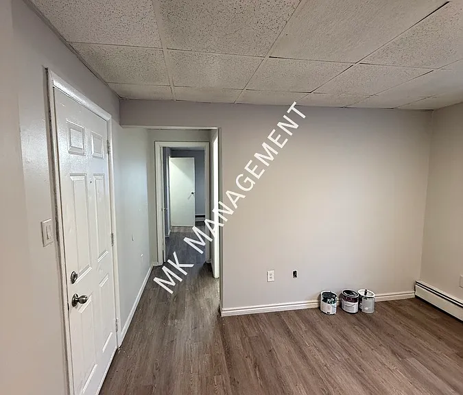 565 W Main St #4 — Photo 4