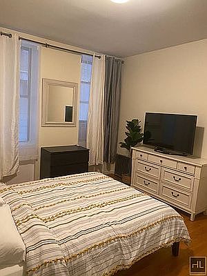 5th image of 614 W 157th St APT 1