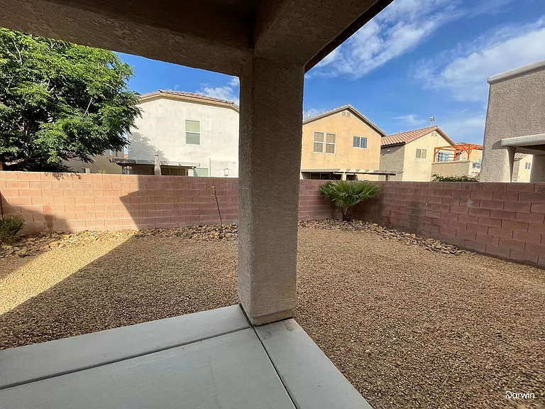 8716 Painted Horseshoe St — Photo 12