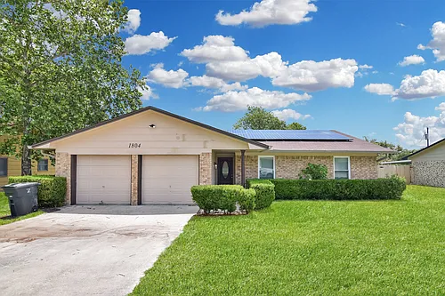 1804 Ruiz Dr Photo 1