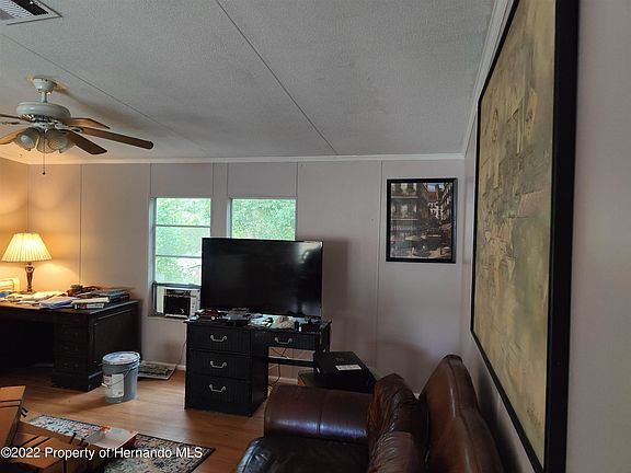 3rd image of 11329 Pinto Dr