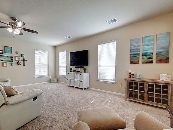 5th image of 1122 Badlands Dr