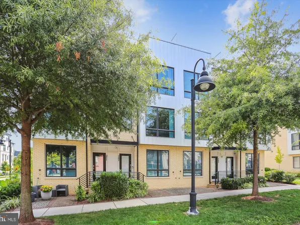 267 Crown Park Ave, Gaithersburg, MD 20878