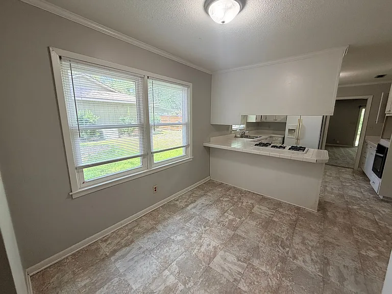 4317 Oak Ridge Bnd — Photo 6