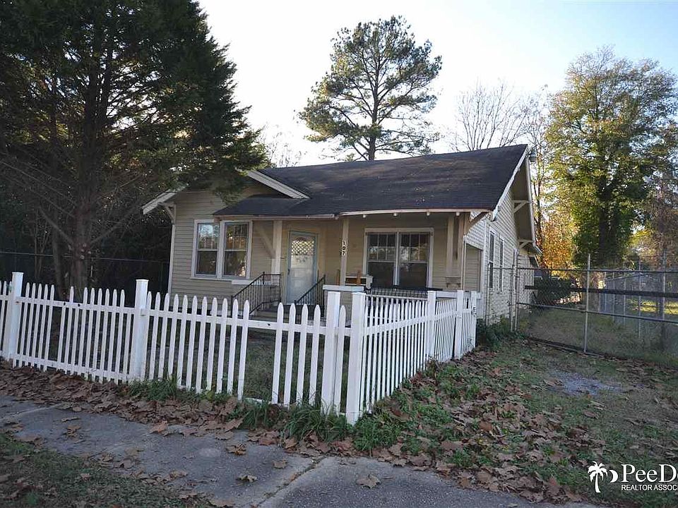2nd image of 107 Lawson St