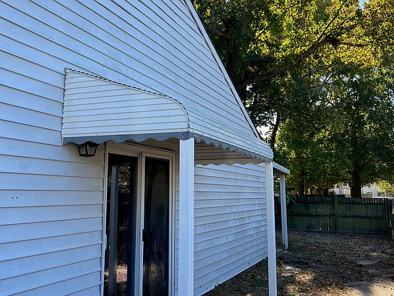 2nd image of 3935 Pollypine Dr