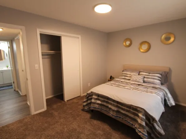 The Cumberland of Columbus. Modern look in a convenient location 1 & 2 bedroom apartments. Pet fr..., 3516 25th St #B-4, Columbus, NE 68601