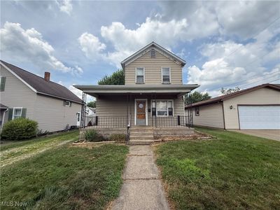 213 E 11th St, Uhrichsville, OH, 44683
