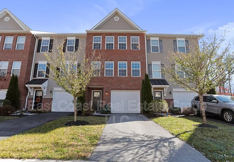 43 Savage Ct — Photo 3