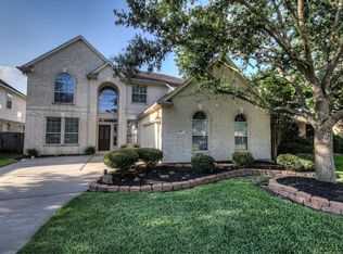 2631 S Breeze Dr, Manvel, TX 77578