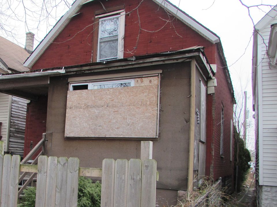 2nd image of 7130 S Sangamon St