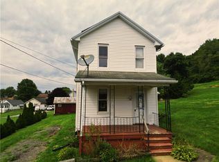 127 Grove Ave, Chicora, PA