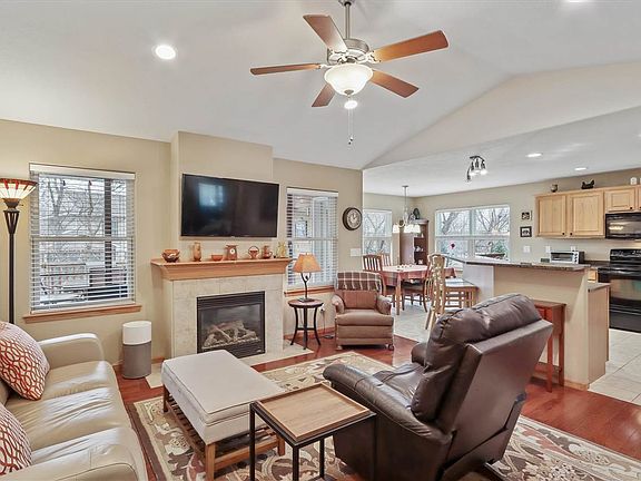 4th image of 2183 Westminster Cir