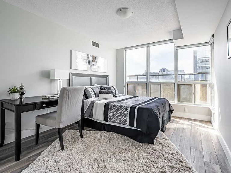 750 Bay St #2306 — Photo 14