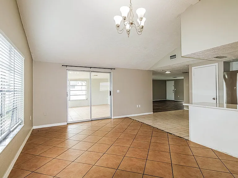 7043 Fireside Dr — Photo 7