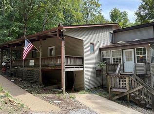 10809 Bowling Green Rd, Morgantown, KY 42261