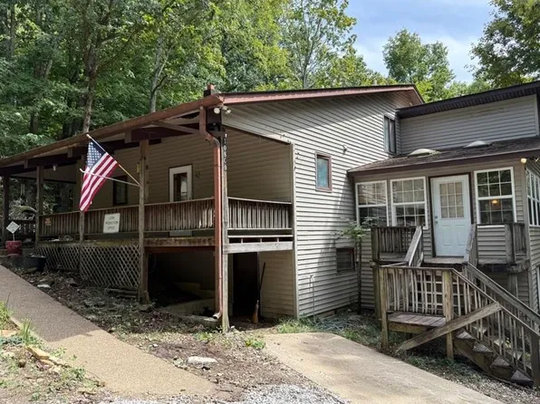 10809 Bowling Green Rd, Morgantown, KY 42261