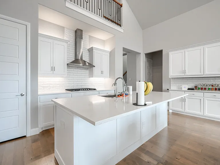 929 Newcastle Dr — Photo 15
