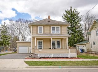 215 S Water St, Columbus, WI 53925