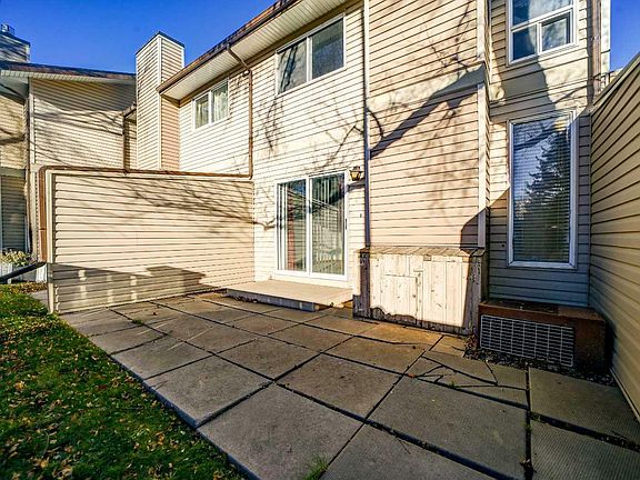 3rd image of 1-4025 Glacier Ave S #1