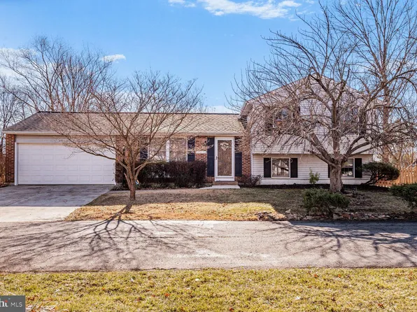 13012 New Austin Ct, Herndon, VA 20171