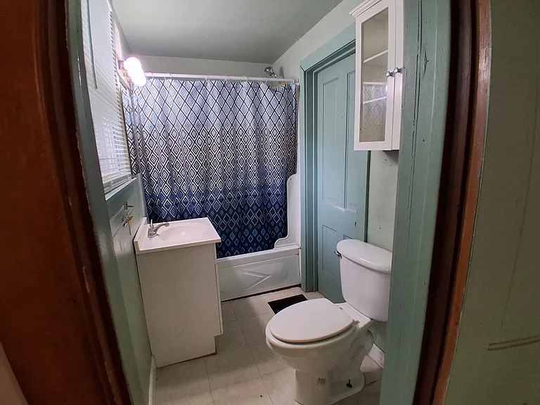 205 E Phoenix Ave #1 — Photo 14
