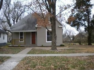 2321 N Howard Ave, Springfield, MO 65803