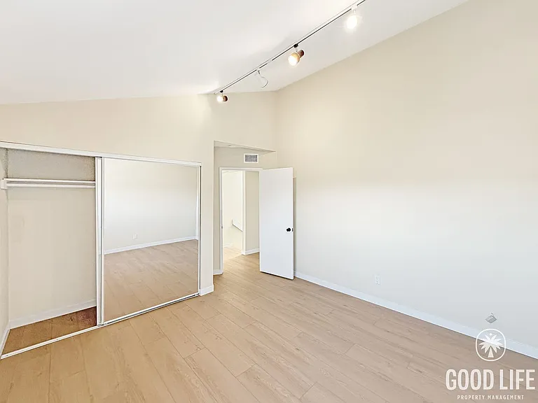 4292 Kendall St — Photo 10