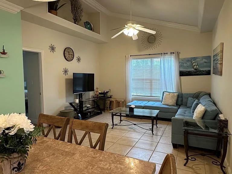 111 E Polaris Dr #7 — Photo 29