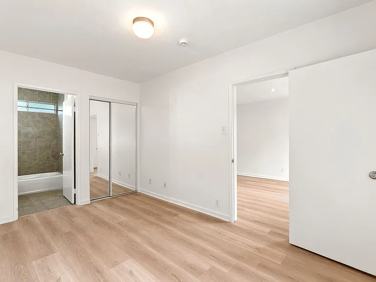 5433 Abbott Pl #14 — Photo 12