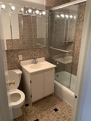 Rented by Olympia House Delaware LP | media 41