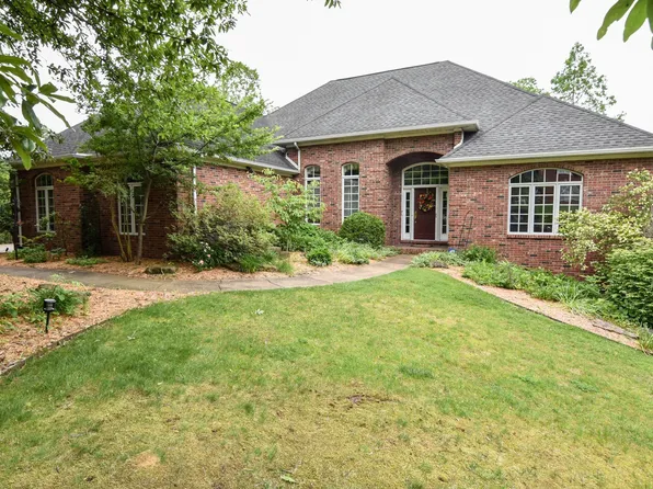 11000 Live Oak Ct, Evansville, IN 47725