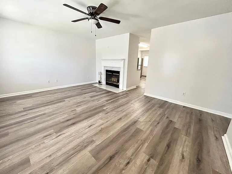 112 Lazy Willow Way — Photo 3