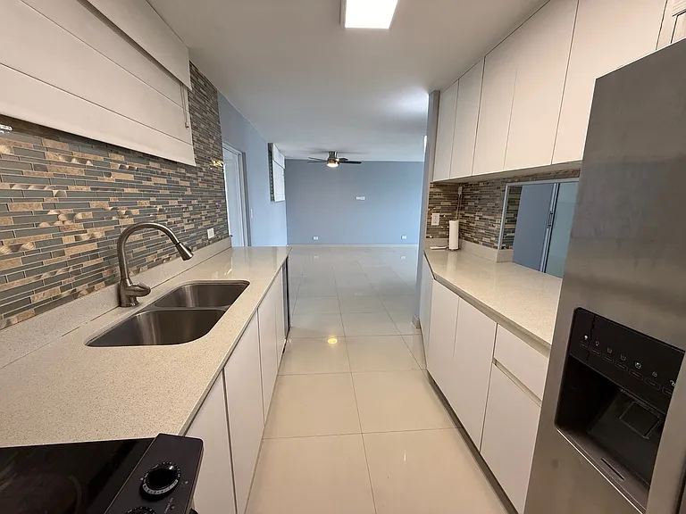 721 Calle Hernandez #12D — Photo 13