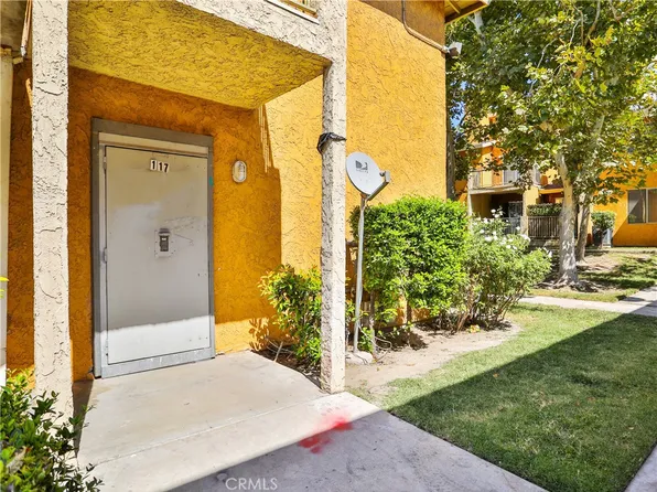 1025 N Tippecanoe Ave Unit 117, San Bernardino, CA 92410